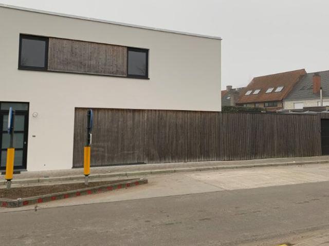 MODERNE, CENTRAAL GELEGEN, ENERGIEZUINIGE NIEUWBOUWWONING