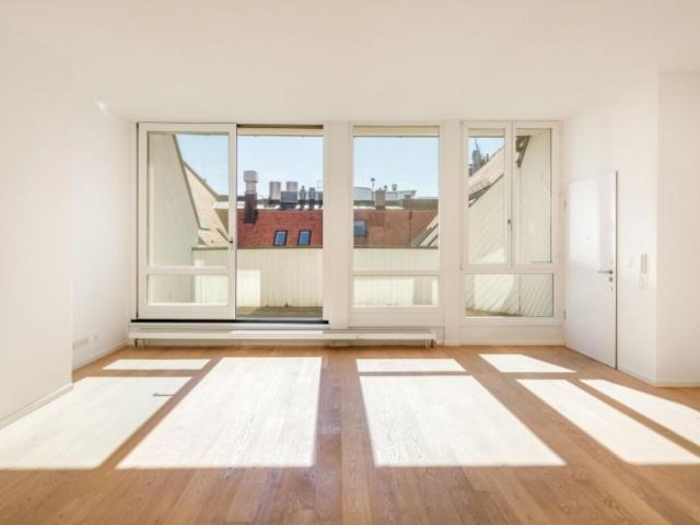 Moderne Dachgeschoss Wohnung