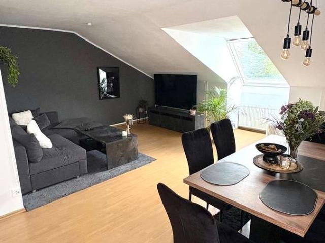 Moderne Dachgeschosswohnung in Würselen Broichweiden