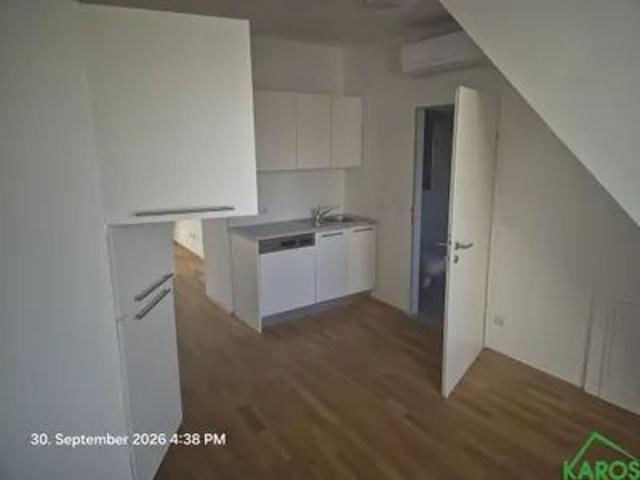 Moderne DG Wohnung mit 2 Terrassen