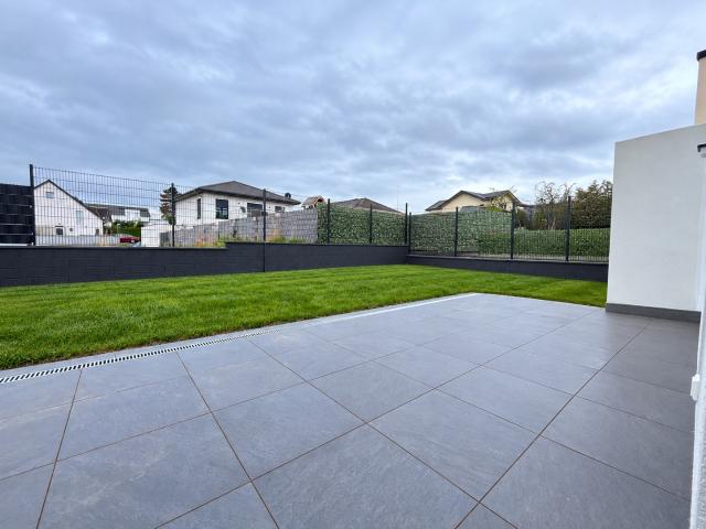 Moderne DHH mit Garten und Garage in Bad Münstereifel