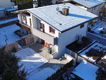 Moderne Doppelhaushälfte in Angerberg – gepflegt, gut ausgestattet & mit großzügigem Garten