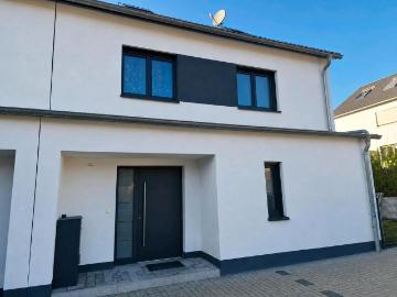 Moderne Doppelhaushälfte in bester Lage von Röthenbach a.d.Pegn