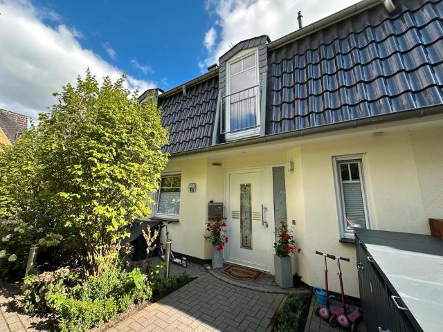Moderne Doppelhaushälfte in Bremen Oberneuland