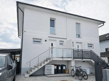 Moderne Doppelhaushälfte in Enzersdorf an der Fischa
