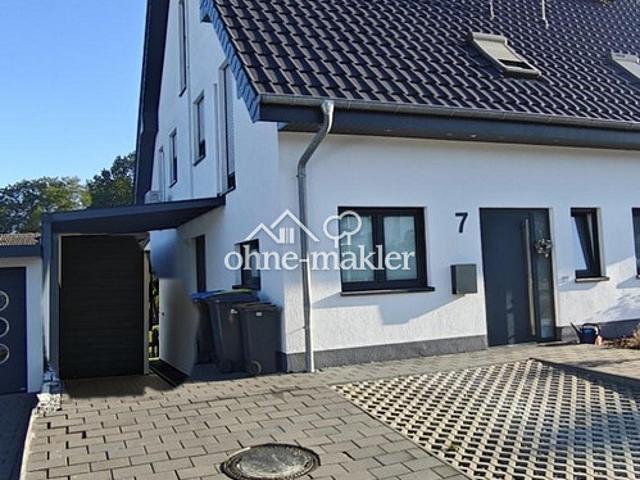Moderne Doppelhaushälfte in Hiddenhausen Ruhig gelegen