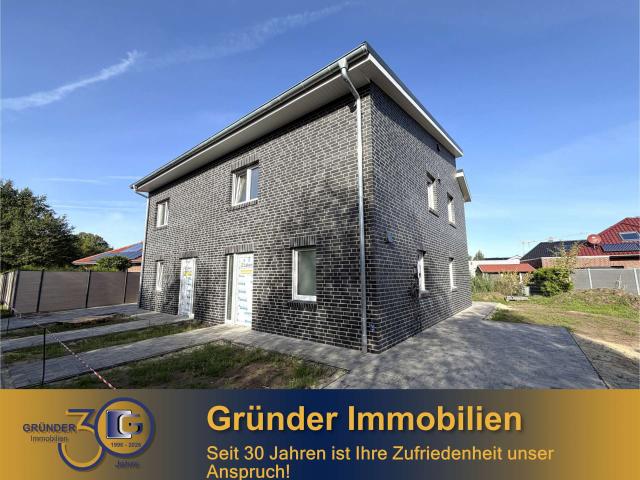 Moderne Doppelhaushälfte mit Garten und Carport zu vermieten!