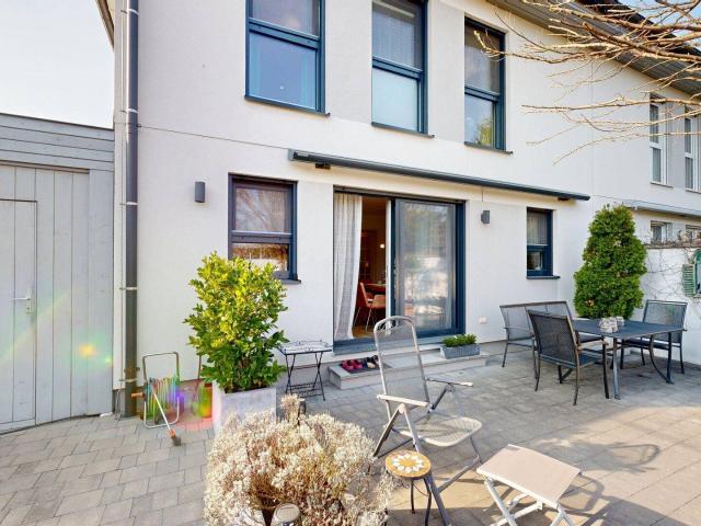 Moderne Doppelhaushälfte mit Garten in Gerasdorf Erstbezug 2016