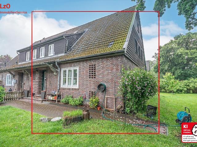 Moderne Doppelhaushälfte mit großen Garten