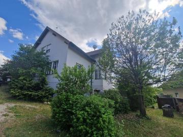 MODERNE EIGENTUMSWOHNUNG MIT ANLEGEREIGNUNG IN SCHÖNBERG AM KAMP IN HERRLICHER WOHN UND AUSSICHTSLAGE