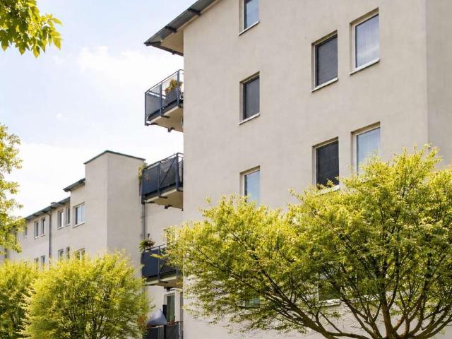 MODERNE EIGENTUMSWOHNUNG MIT 3 AUSSENSTELLPLÄTZEN