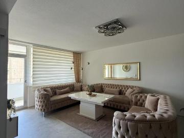 Moderne Eigentumswohnung – vollständig saniert und renoviert