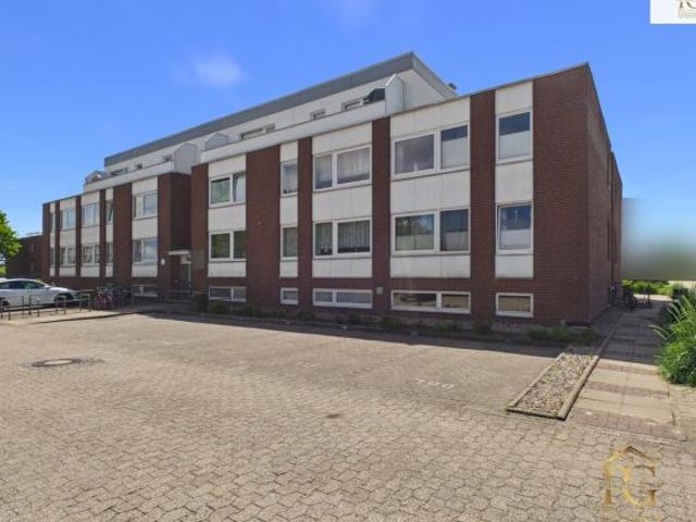 Moderne Eigentumswohnung/Ferienwohnung in TOP Lage im Nordseebad Cuxhaven Duhnen mit Schwimmbad/Sauna/Parkplatz/möbiliert