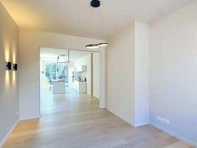Moderne en energiezuinige gezinswoning met tuin te huur in Hasselt