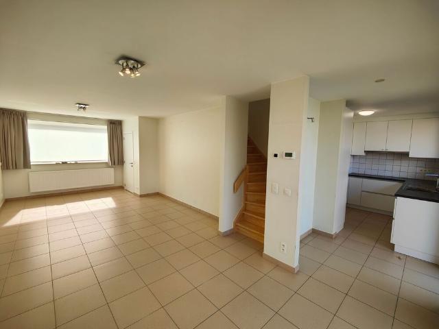 Moderne energiezuinige woning met garage gelegen op een goede locatie in Oostnieuwkerke