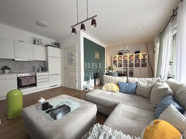 Moderne Erdgeschoss Wohnung mit großer Terrasse im Zentrum von Quickborn