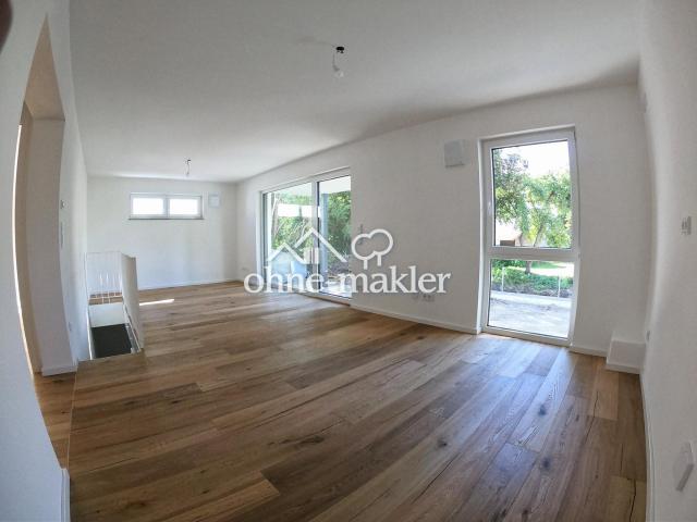 Moderne, Erdgeschosswohnung mit Garten und Souterrain Erstbezug! ab sofort!