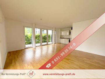 Moderne Erdgeschosswohnung mit Einabuküche und Terrasse
