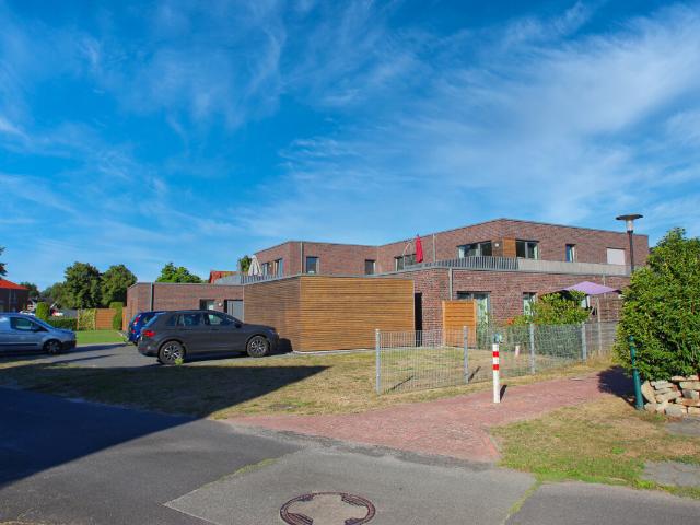 Moderne Erdgeschosswohnung mit Terrasse und Gartenanteil – vermietet