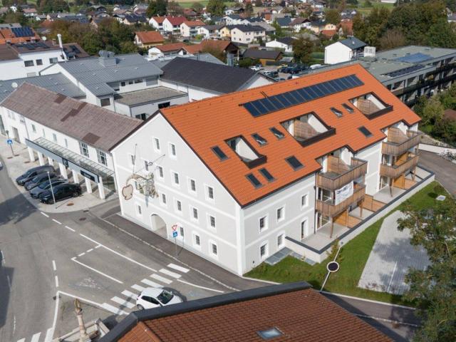 Moderne Erdgeschosswohnung mit Terrasse und Tiefgarage