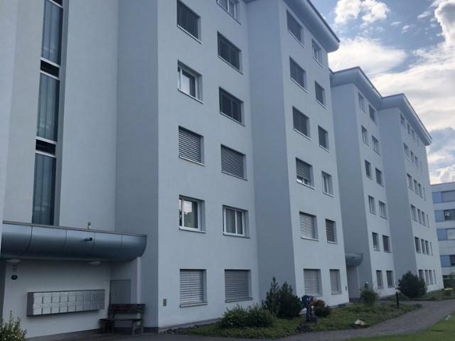 Moderne Familienwohnung in ruhigem Wohnquartier