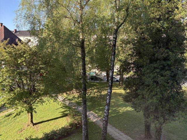 Moderne Familienwohnung mit Balkon am ruhigen Stadtrand in Steyr Münichholz: ideale Kombination aus Wohnqualität und perfekter Infrastruktur! Verfügbar ab August!