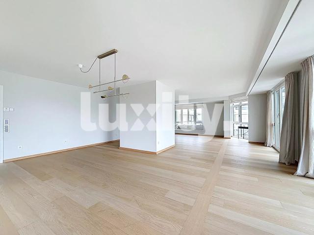 Moderne Ferienwohnung mit Seeblick