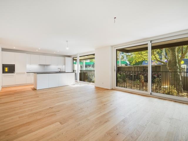 Moderne Garten Maisonette – urban wohnen im grünen Riehen W0.2