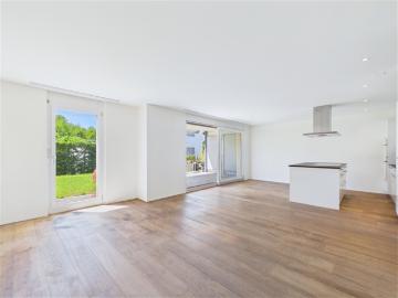Moderne Gartenwohnung mit hoher Wohnqualität