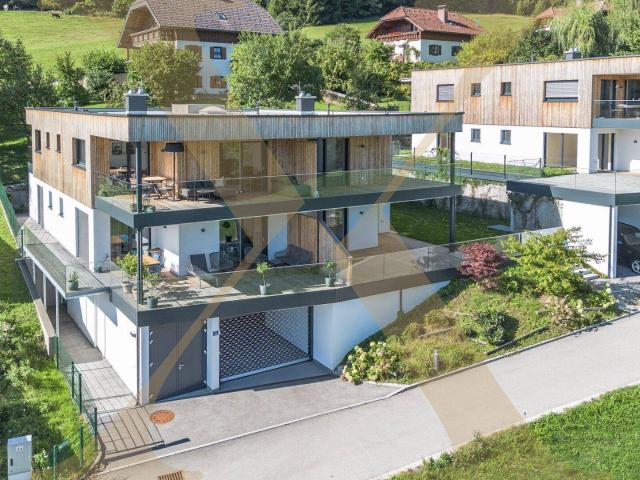 Moderne Gartenwohnung mit traumhaften Ausblick nahe dem Attersee