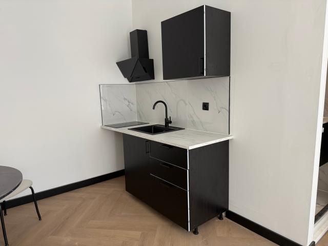 Moderne gemeubileerde studio