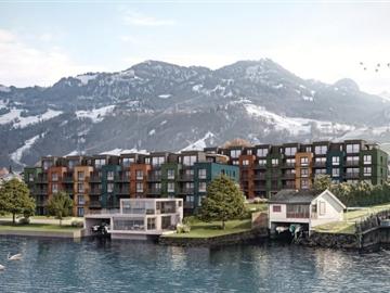 Moderne Gewerberäume mit Panorama auf See und Berge