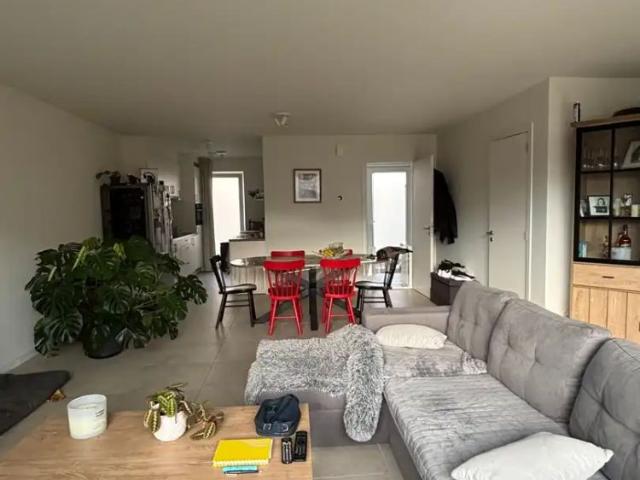 Moderne gezinswoning met 3 slaapkamers, ondergrondse staanplaats en terras op de Groenloo site in Koningslo