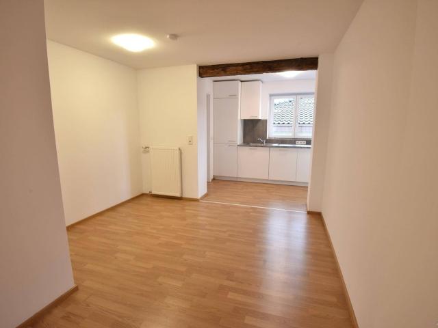 Moderne, großzügige 3,5 Zimmerwohnung zu vermieten!