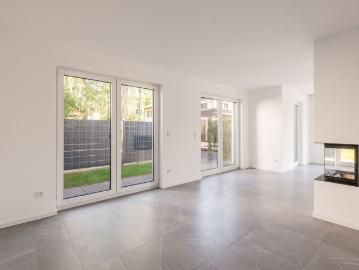 Moderne Haushälfte mit 6 Zimmern und stylischem Flair