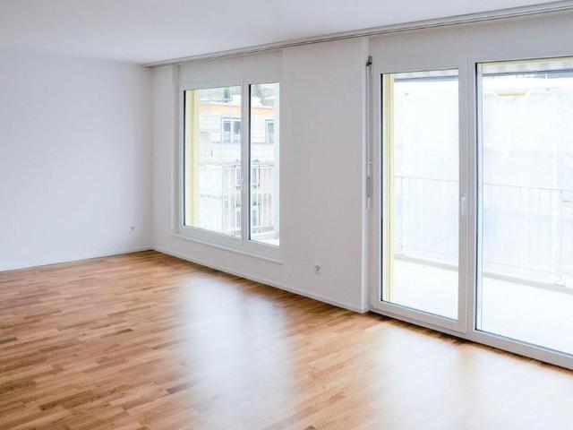 Moderne & helle Wohnung im Stämpfliareal