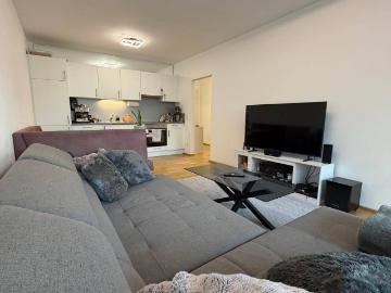 Moderne, helle Wohnung mit großzügigem Grundriss zu vermieten