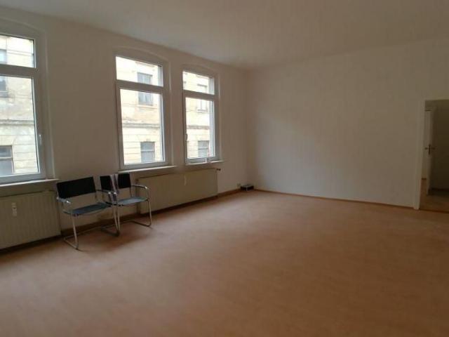 moderne helle 3 Raum Wohnung
