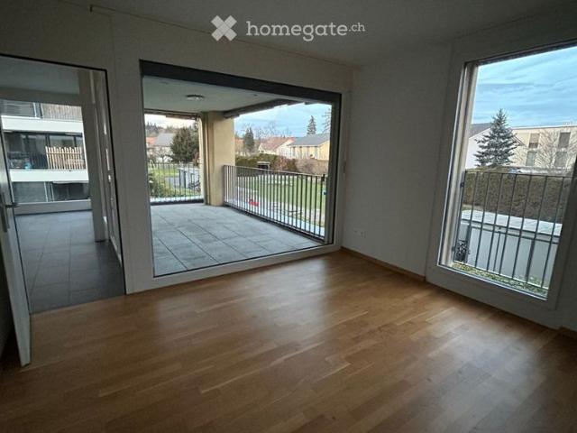 Moderne helle 4.5 Zimmer Wohnung