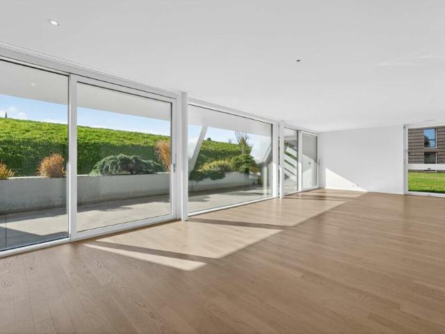 moderen und helle 5.5 Zimmerwohnung mit grosser Terrasse von 35.5m2 | Ihr Rückzugsort im Grünen