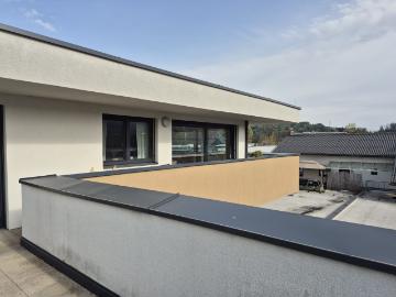 Moderne, hochwertig ausgestattete Penthouse Wohnung im Herzen der Stadt