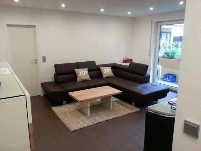 Moderne hochwertig möblierte 2 Zimmer Wohnung mit großem Balkon in Ramersdorf!