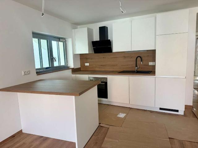 Moderne kernsanierte 2 Zimmer Wohnung im Zentrum Forchheims