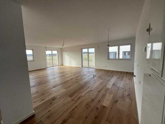 Moderne klimafreundliche Neubauwohnung bereits vermietet mit nachhaltiger und langfristiger Perspektive Naturstadt Speichersdorf“