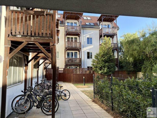 Moderne, komplett sanierte 2 Zimmer Wohnung mit ruhigem Innenhof Balkon in Stockerau