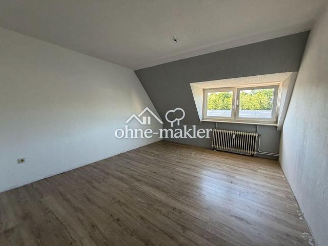 Moderne & lichtdurchflutete 3 Zimmer Dachgeschosswohnung in zentraler Lage von Menden