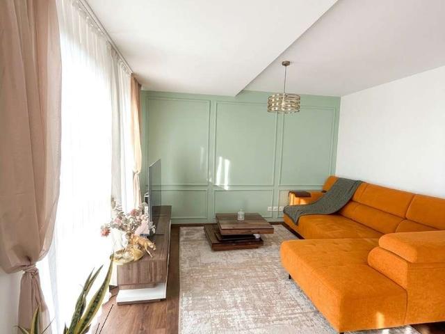 Moderne & lichtdurchflutete 3 Zimmer Wohnung mit Einbauküche, Balkon & Tiefgarage in Regensburg