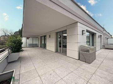 Moderne Stadtwohnung mit XL Terrrasse