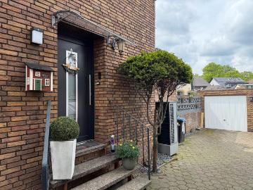 Moderne sanierte Doppelhaushälfte von privat