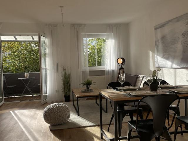 Moderne, sanierte 3 Zimmer Wohnung zum Erstbezug und Provisionsfrei
